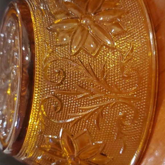 Tiara amber serving bowl - Picture 5 of 7